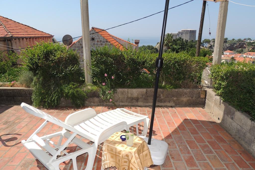 Sunshine Apartment *